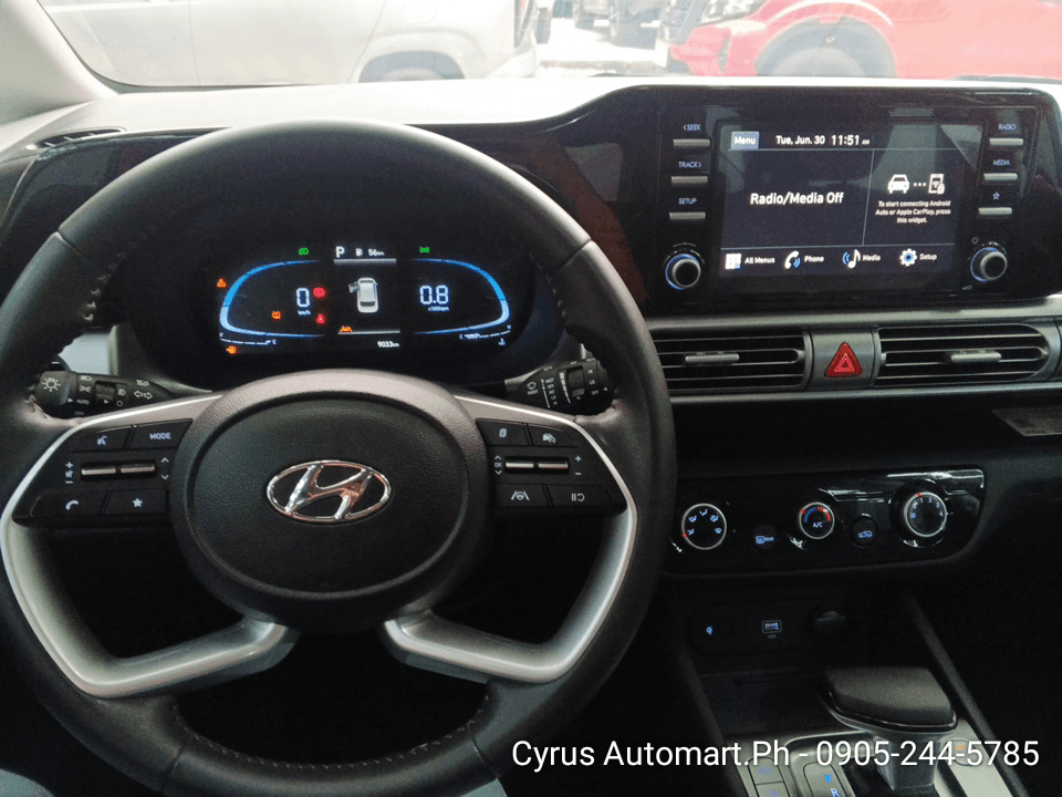 Car gallery image