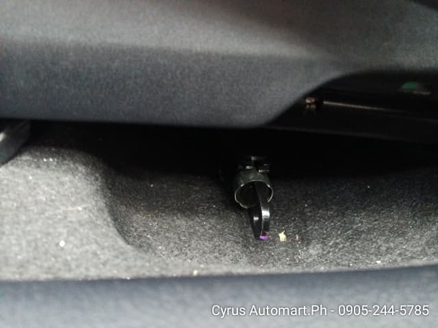 Car gallery image
