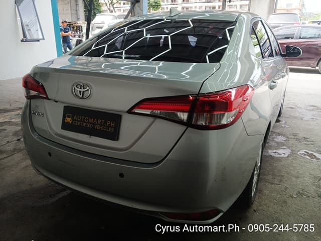 Car gallery image