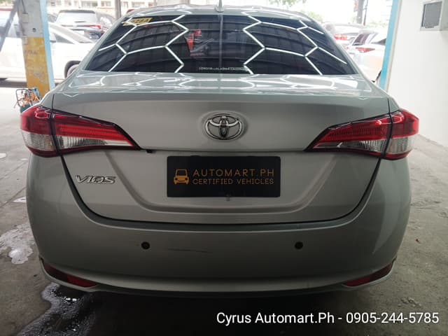 Car gallery image