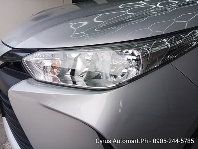 Car gallery image