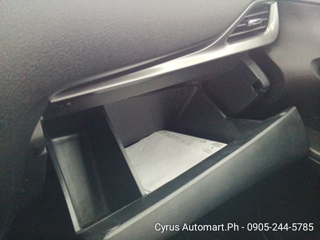 Car gallery image
