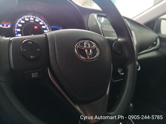 Car gallery image