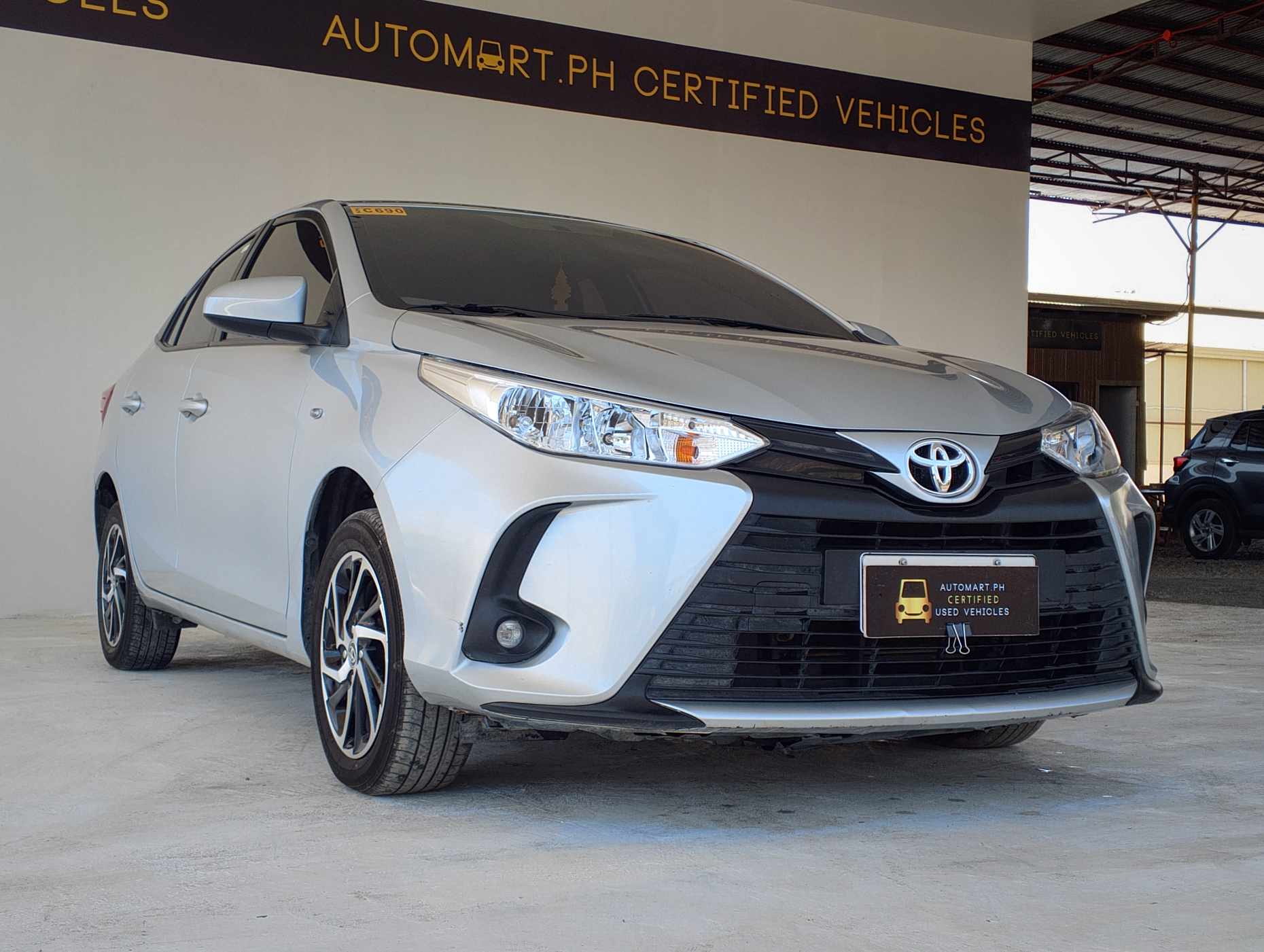 Car gallery image