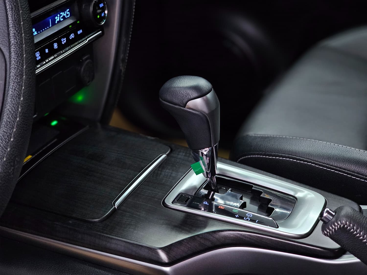 Car gallery image