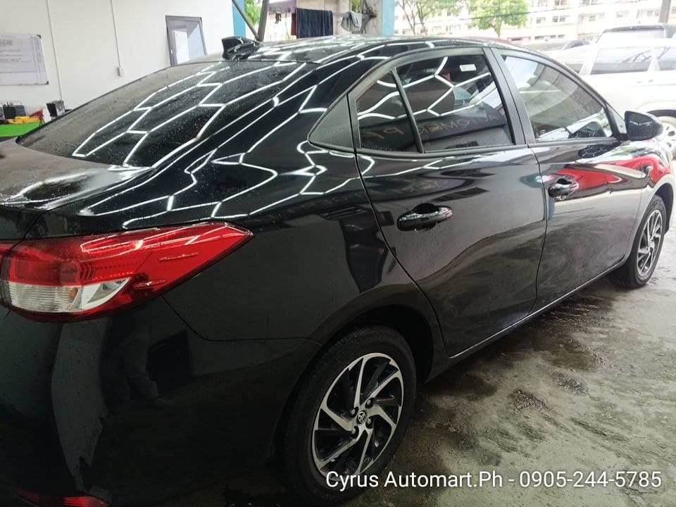 Car gallery image