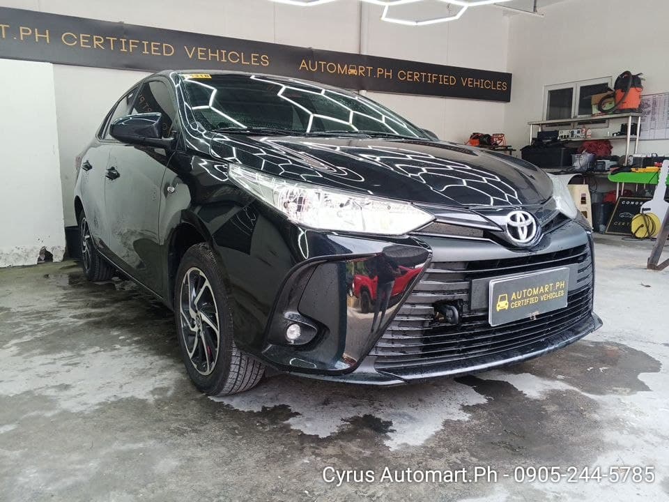 Car gallery image