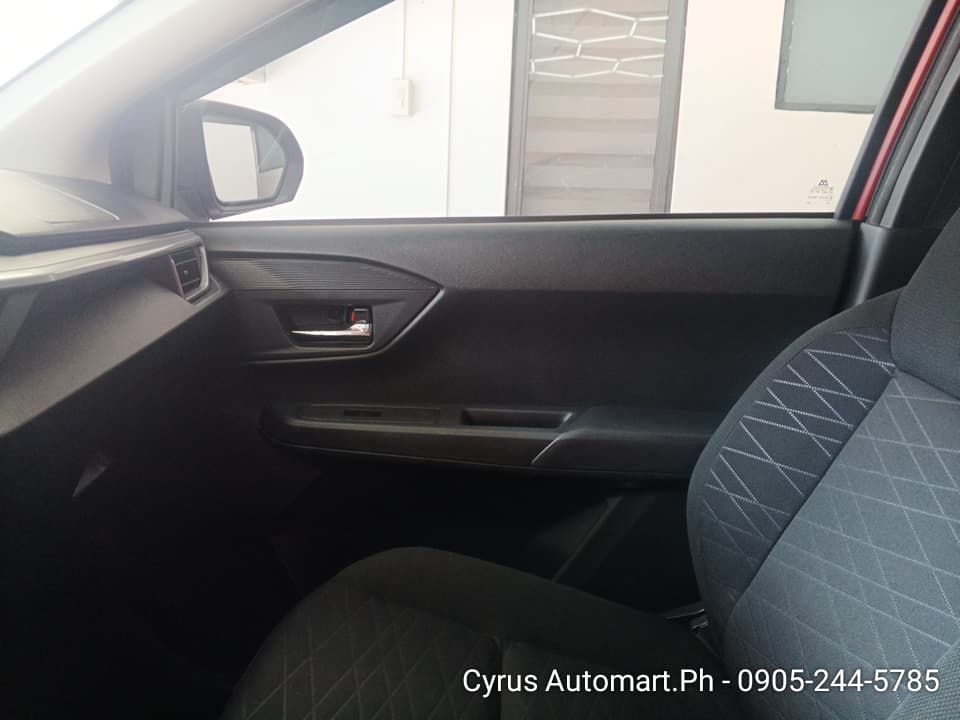 Car gallery image