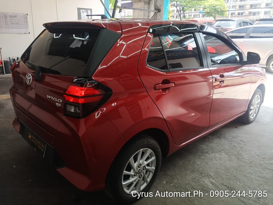 Car gallery image