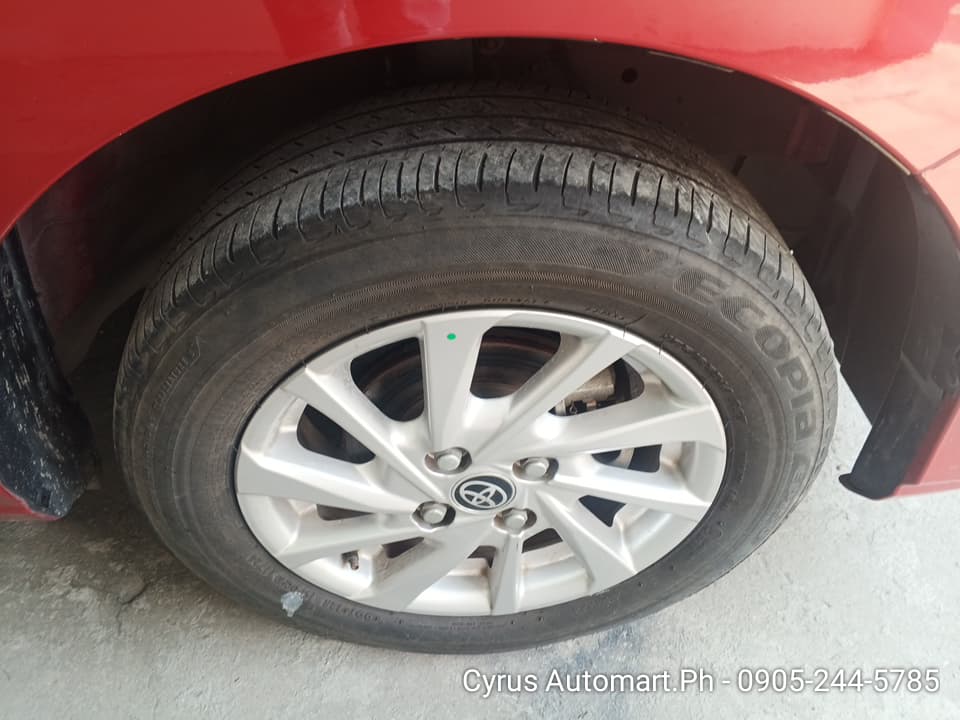 Car gallery image