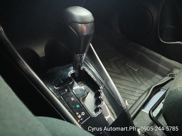 Car gallery image