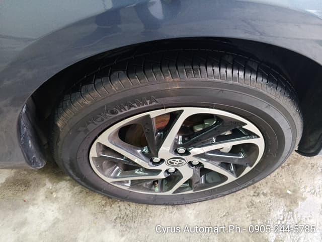 Car gallery image