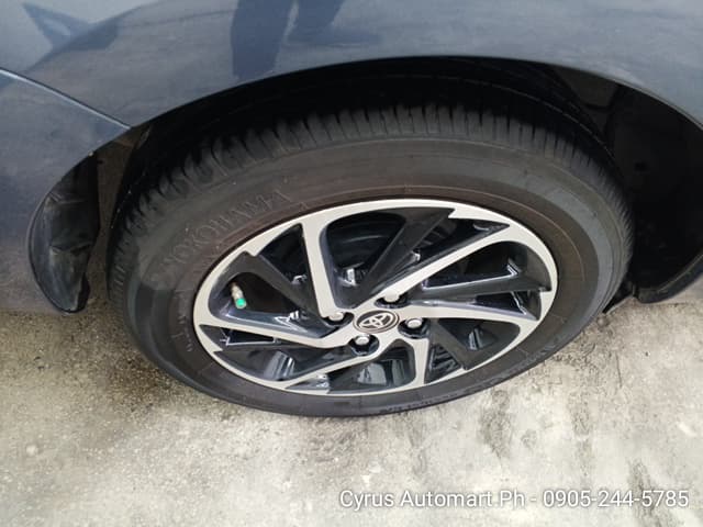 Car gallery image