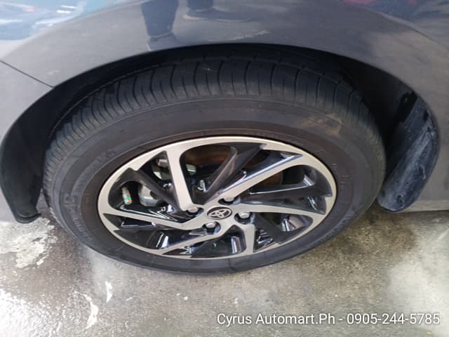 Car gallery image