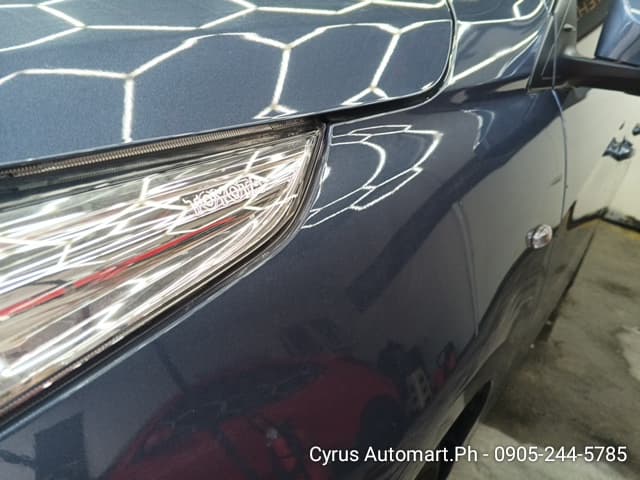 Car gallery image