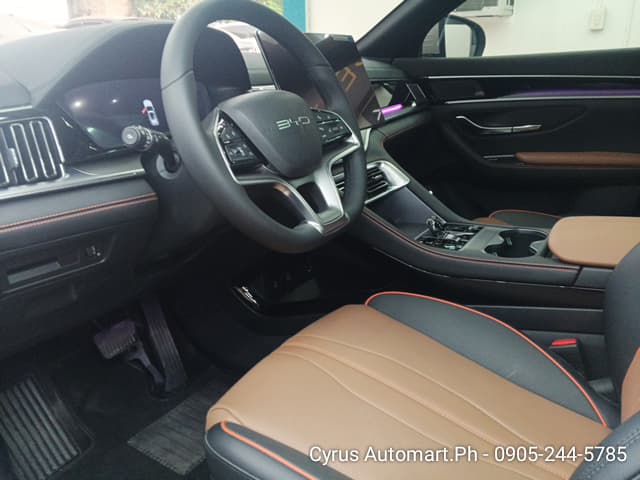 Car gallery image