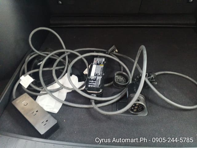 Car gallery image