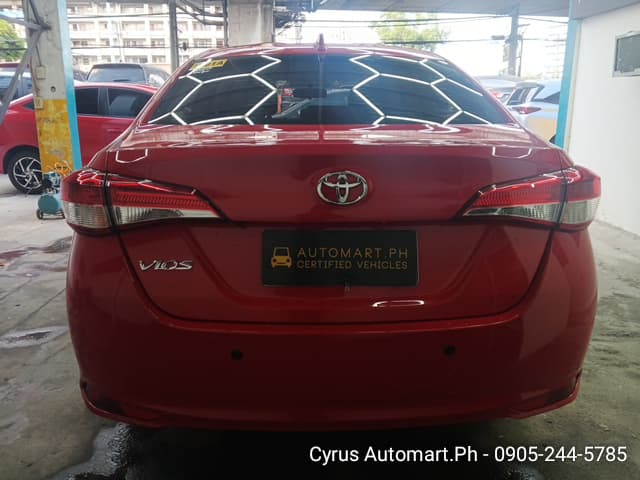 Car gallery image