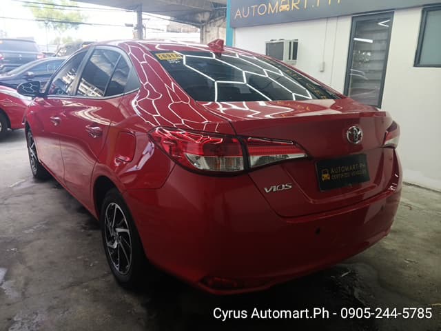 Car gallery image