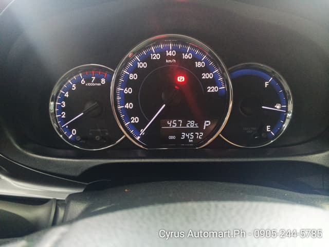 Car gallery image