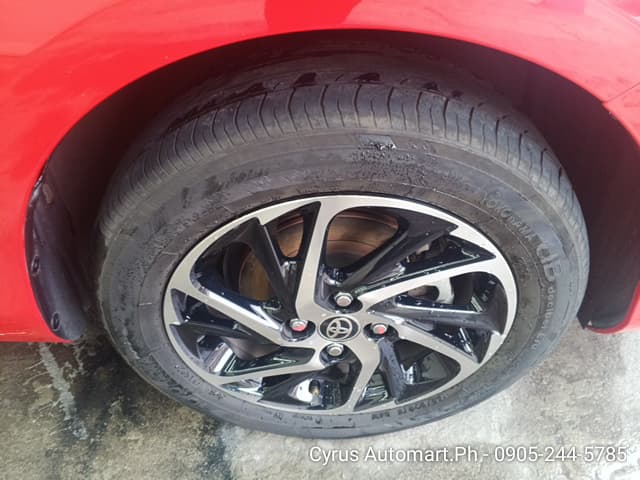 Car gallery image