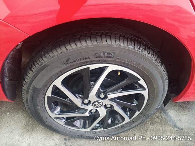 Car gallery image