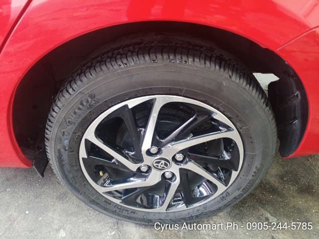 Car gallery image