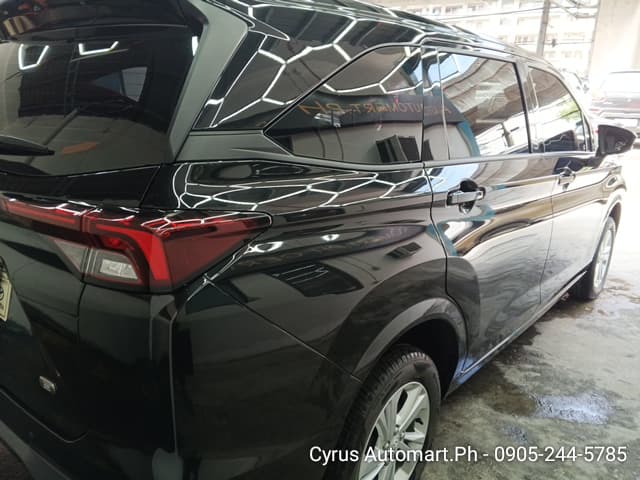 Car gallery image