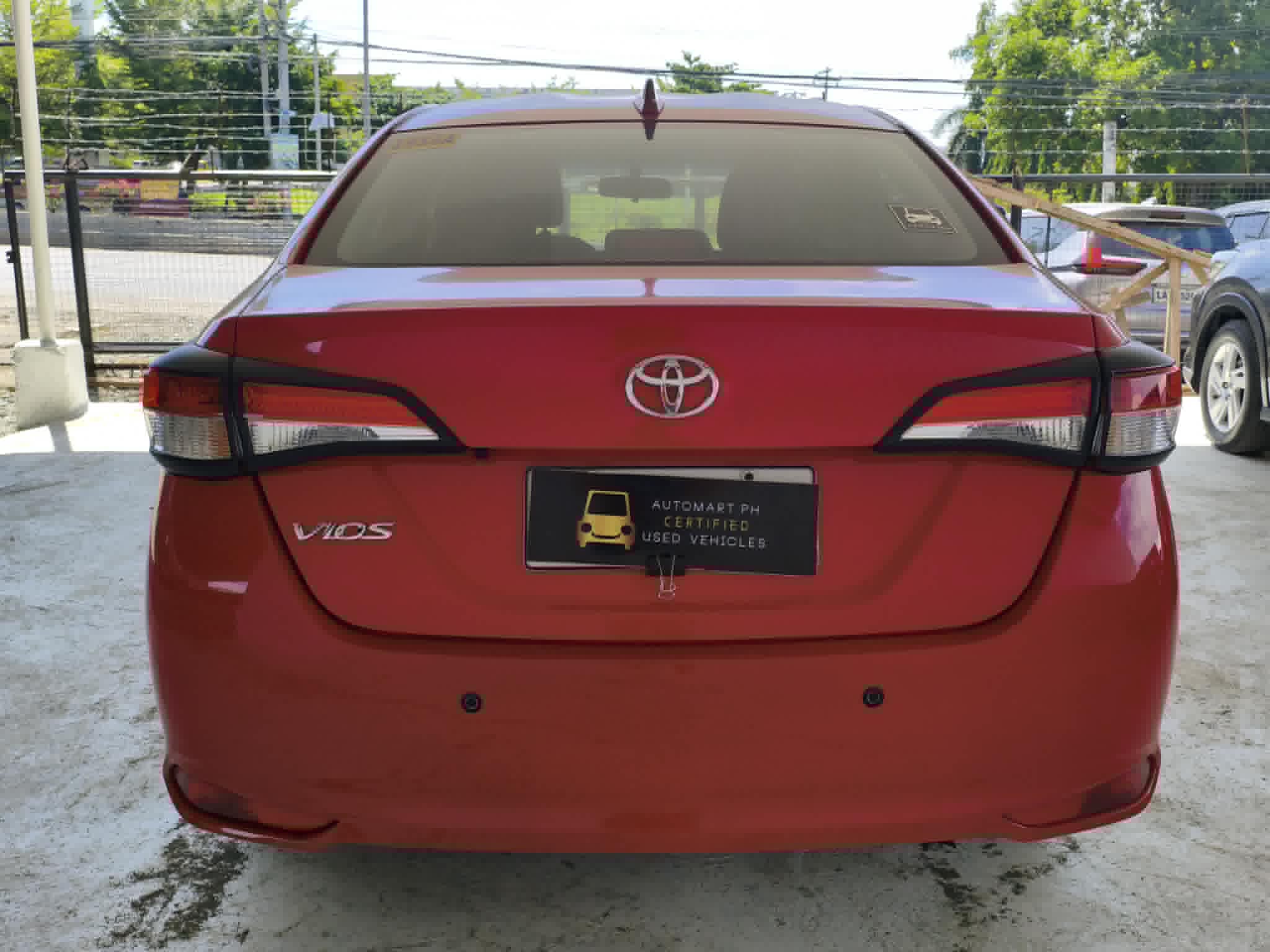 Car gallery image