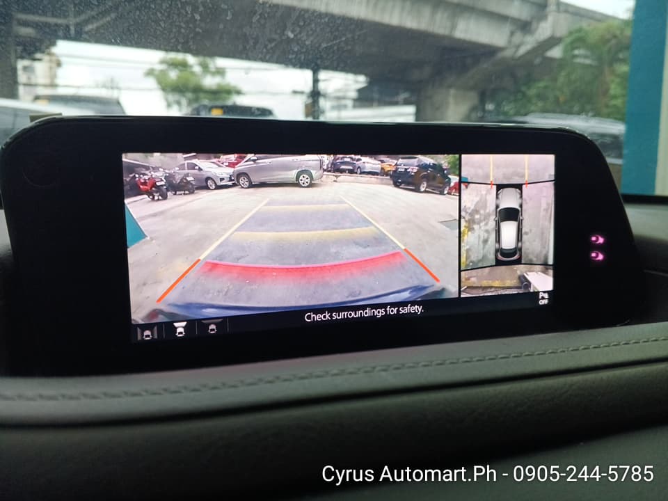 Car gallery image