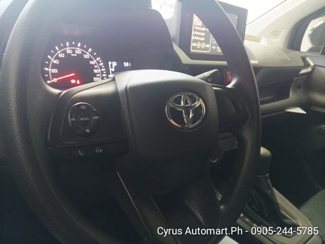 Car gallery image