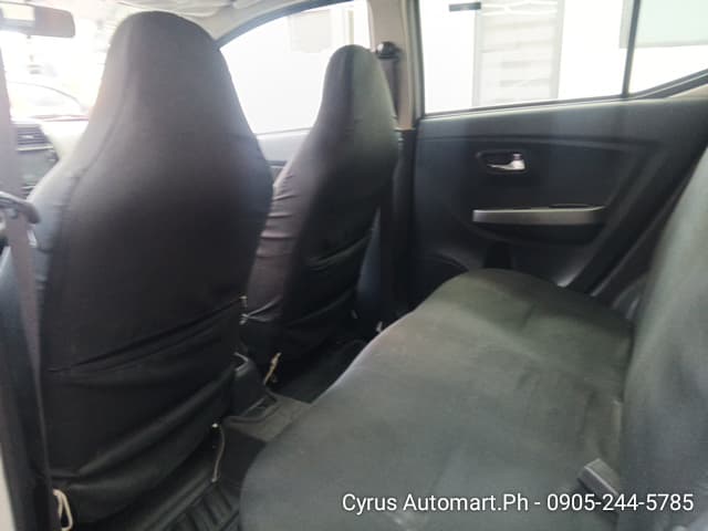 Car gallery image