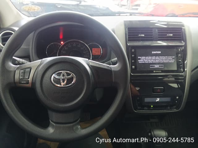 Car gallery image