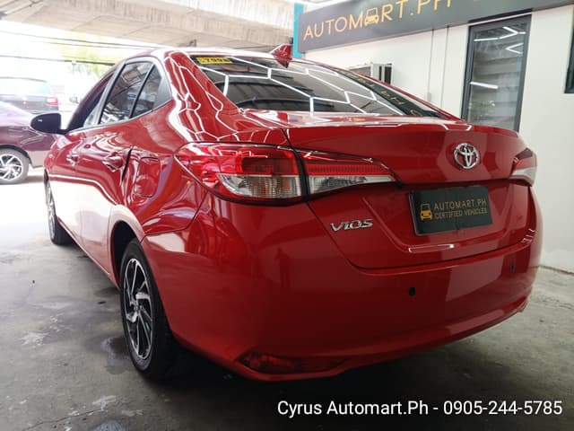 Car gallery image