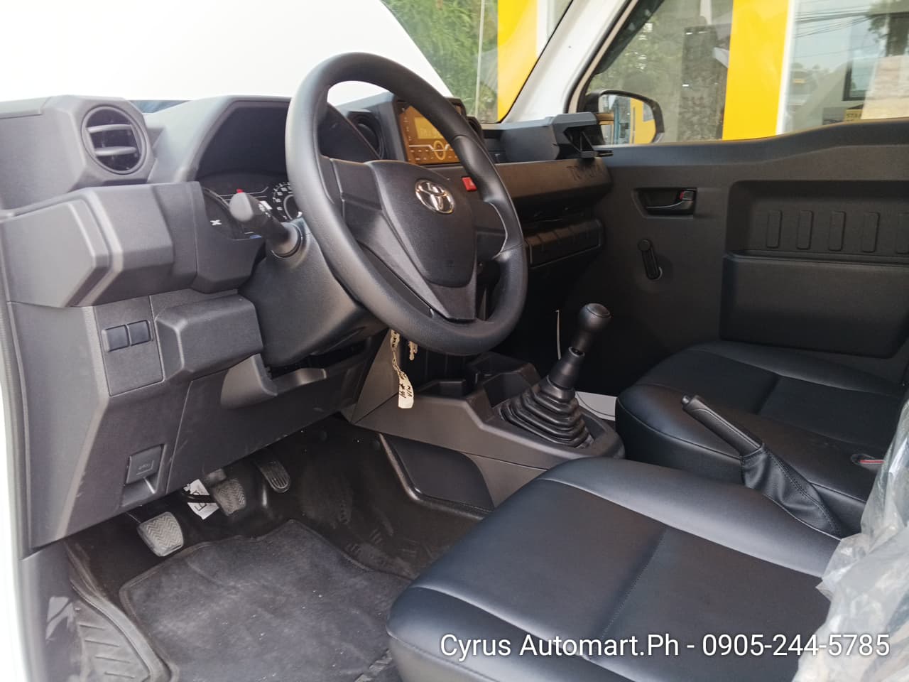Car gallery image