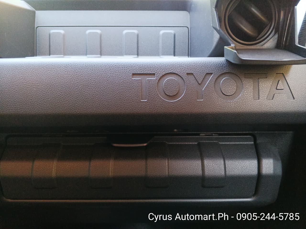 Car gallery image
