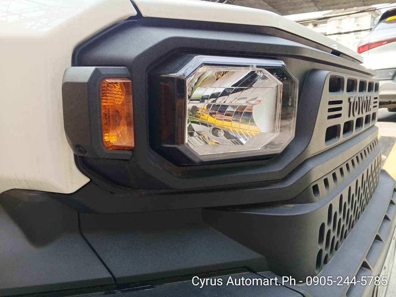 Car gallery image