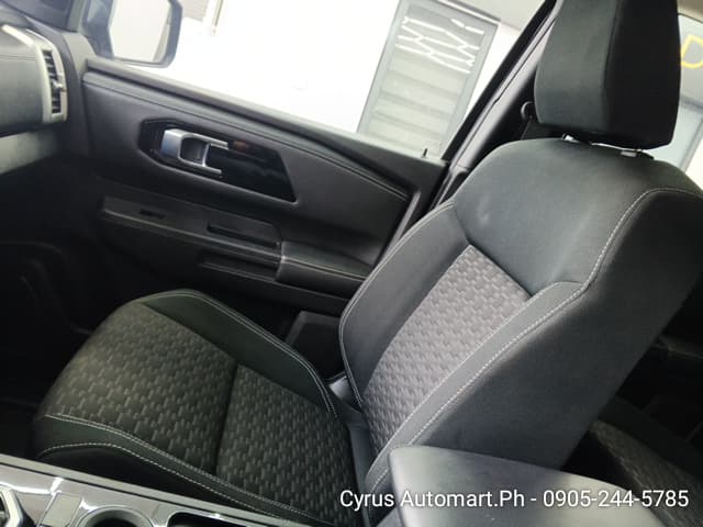 Car gallery image