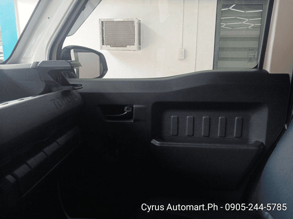 Car gallery image