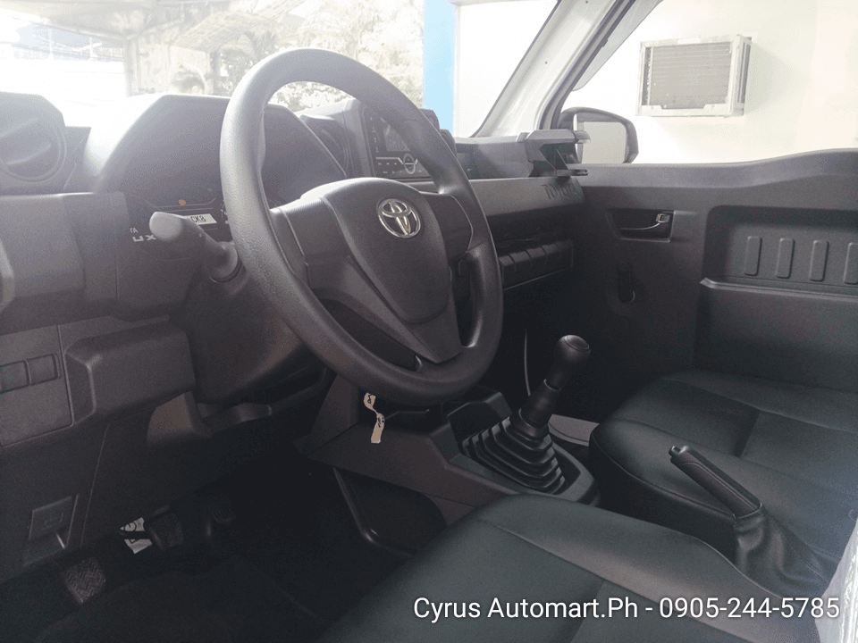 Car gallery image