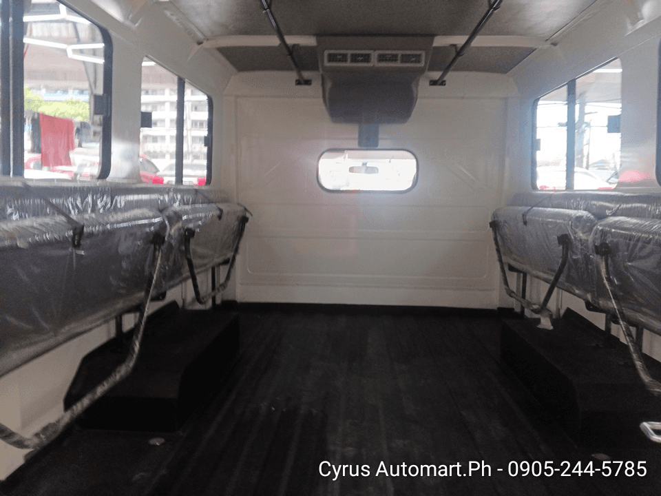 Car gallery image
