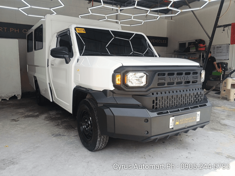 Car gallery image