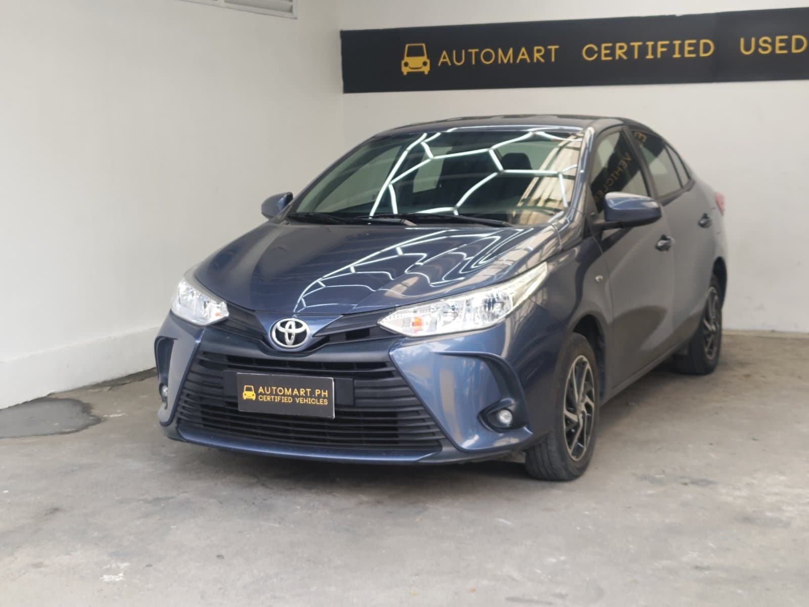 Car gallery image