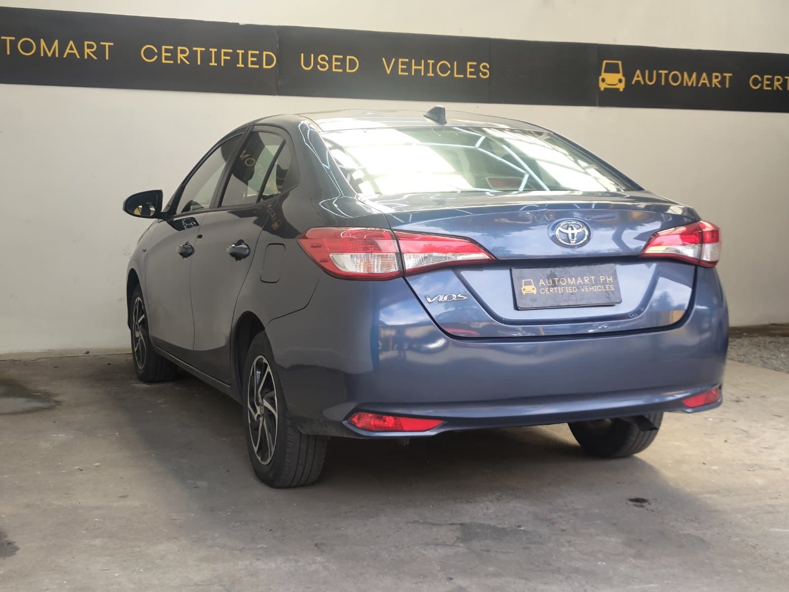 Car gallery image