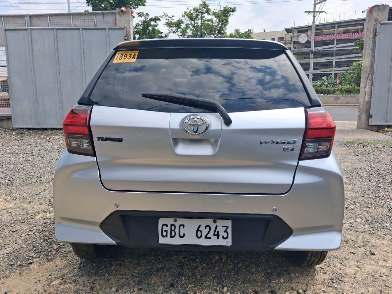 Car gallery image