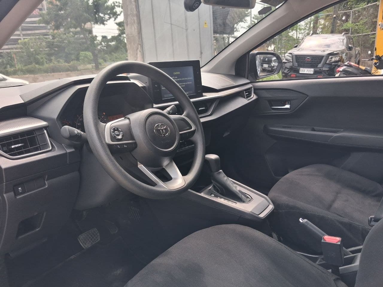 Car gallery image