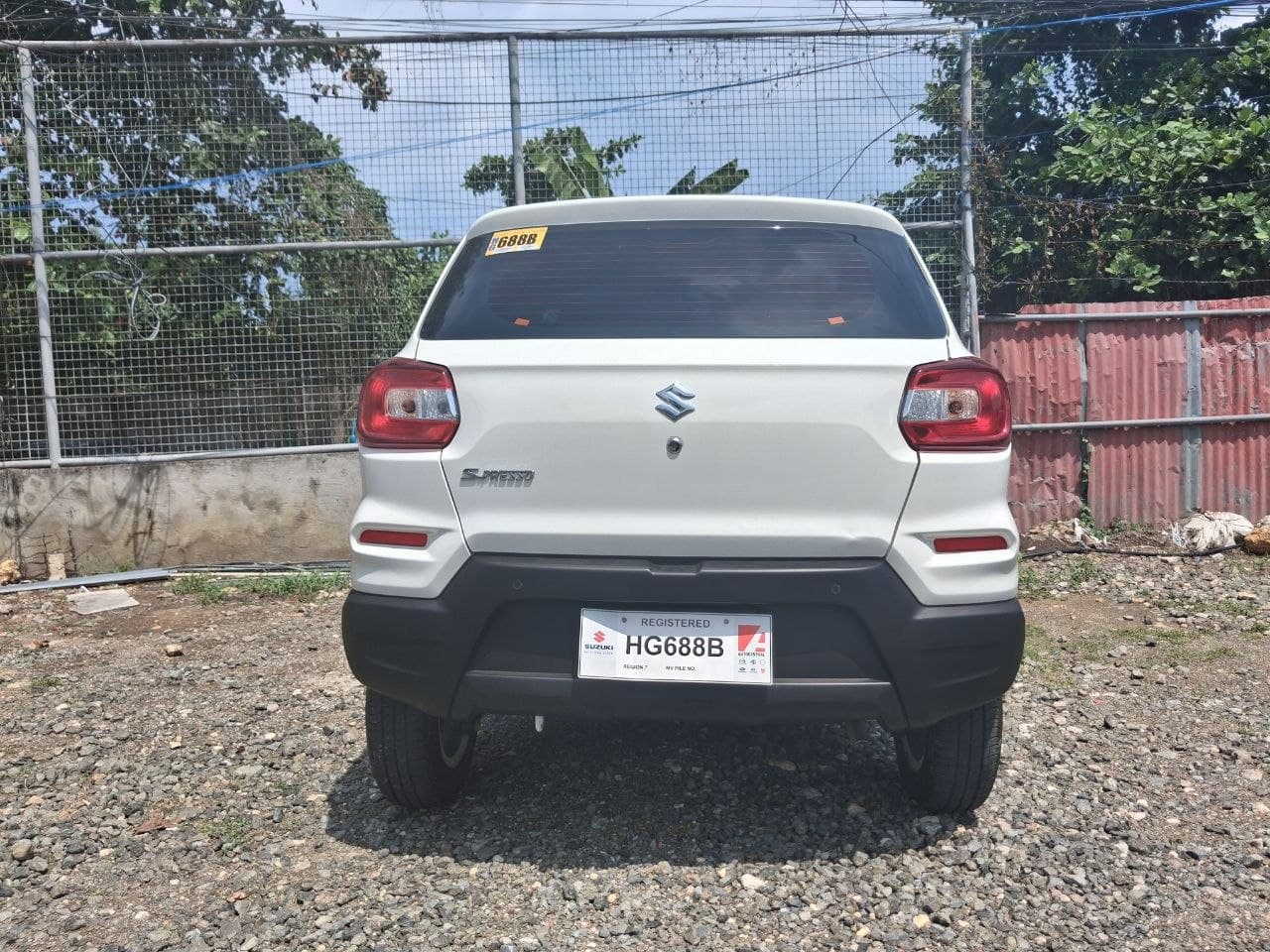 Car gallery image