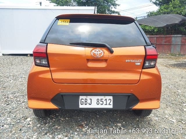 Car gallery image