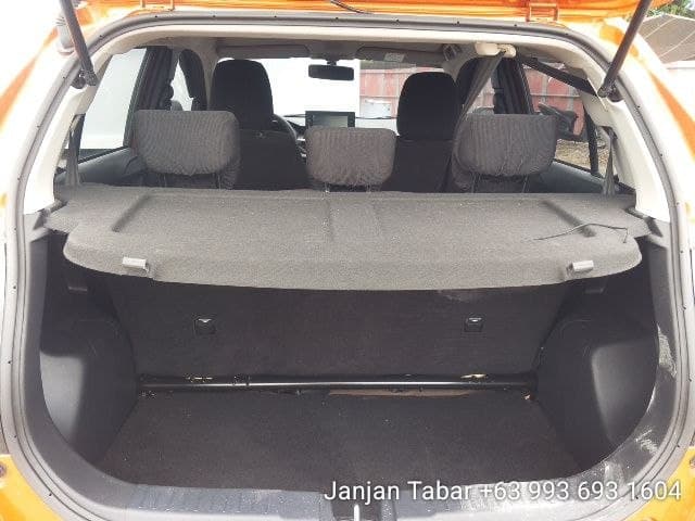 Car gallery image