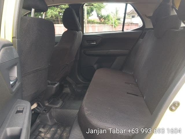 Car gallery image